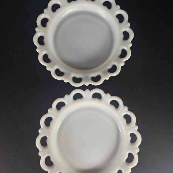 Vintage 1959-1976 Set of Two Anchor Hocking Milk Glass Lace Edge Salad Plates - Picture 1 of 9